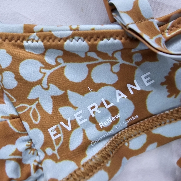 Everlane Swim Top Large Blue Honey Floral Bikini Scoop Neck Nyle Square … - Picture 11 of 15